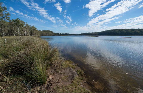 Lake Innes Nature Reserve - VIC Tourism 0