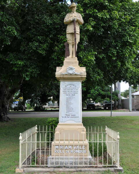 Miriam Vale War Memorial - VIC Tourism 1