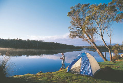 Blackwood River - VIC Tourism 0