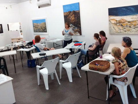 Darwin Visual Arts Association - VIC Tourism 0