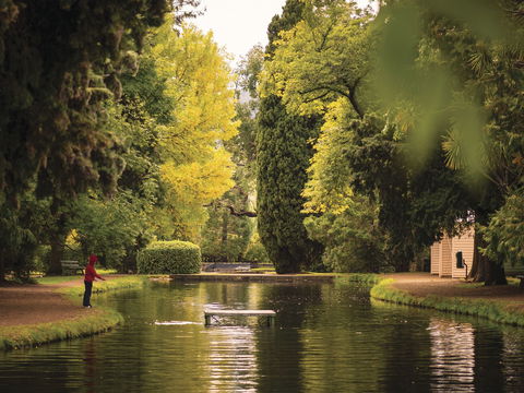 Derwent Valley And Central Highlands - VIC Tourism 0