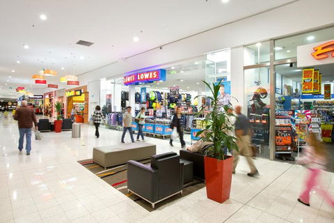 Gateway Plaza Shopping Centre - VIC Tourism 0