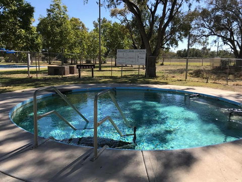 Walgett Artesian Bore Baths - VIC Tourism 0