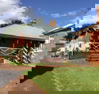 Bridgetown Police Station Museum 1880 - VIC Tourism