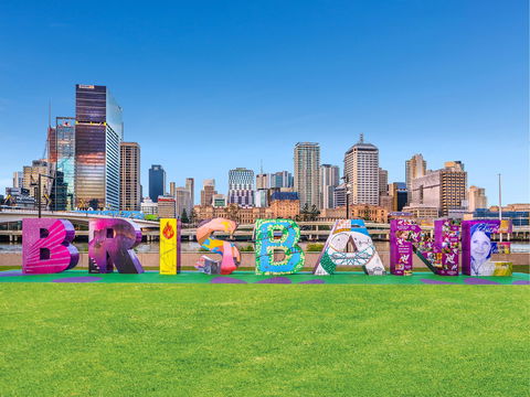 BRISBANE Sign - VIC Tourism 0