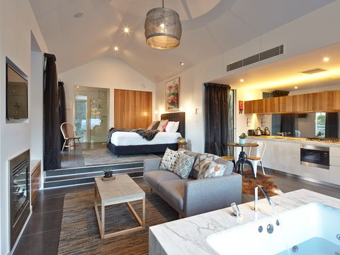 Hepburn Bathhouse & Spa - VIC Tourism 1