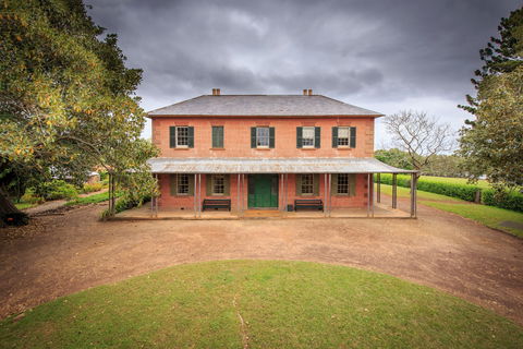 Rouse Hill Estate - VIC Tourism 0