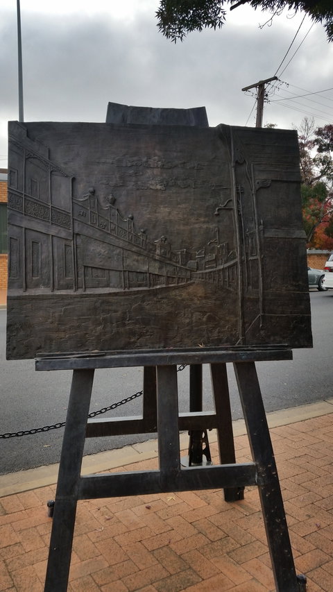 Russell Drysdale Easel Sculpture - VIC Tourism 0