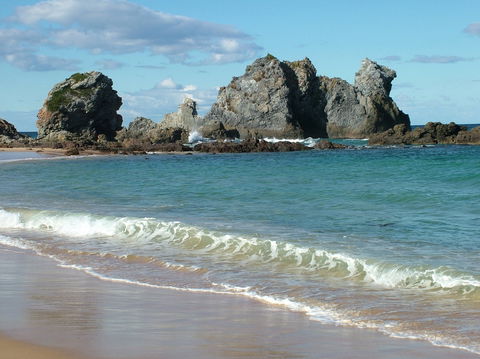 Camel Rock - VIC Tourism 1