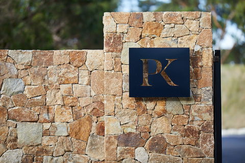 Peninsula Kingswood Country Golf Club - VIC Tourism 1