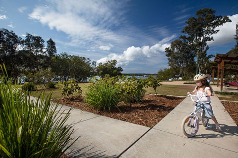 Russell Island (Canaipa) - VIC Tourism 1