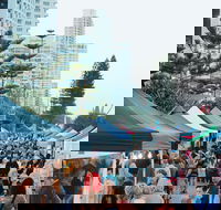Surfers Paradise Beachfront Markets - VIC Tourism