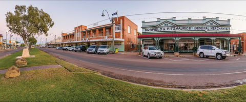 Winton - VIC Tourism 1
