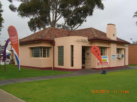 Alton Gallery Echuca - VIC Tourism 0