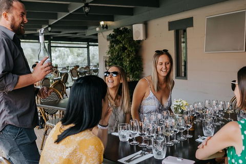 Hunter Valley Premium Food & Drink Pairing Tour - VIC Tourism 4