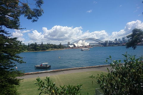 Iconic Sights Of Sydney Tour With FREE Photography Package - VIC Tourism 0