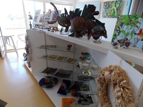 Huskisson Gallery And Picture Framing - VIC Tourism 0