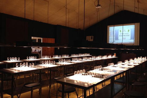Hunter Valley Wine Theatre - VIC Tourism 3
