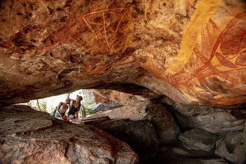 Arnhem Land Injalak Hill Full-Day Tour From Jabiru - VIC Tourism 1
