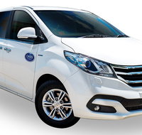 Luxury Van Private Transfer Cairns Airport - Port Douglas. - VIC Tourism