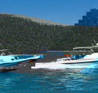 Private Standard Charter Experience in Whitsundays - VIC Tourism