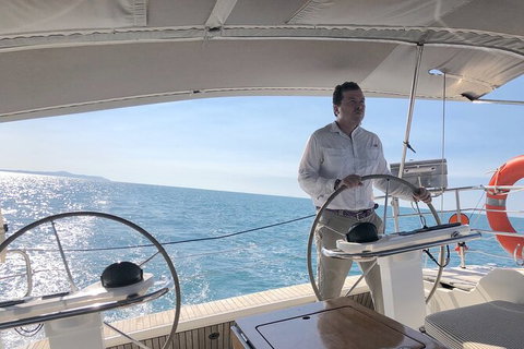 Sailing Curlew Escape On Moreton Bay - VIC Tourism 15