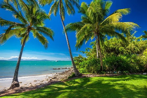 Cairns & Port Douglas All-Inclusive 7 Days Touring Package - VIC Tourism 2