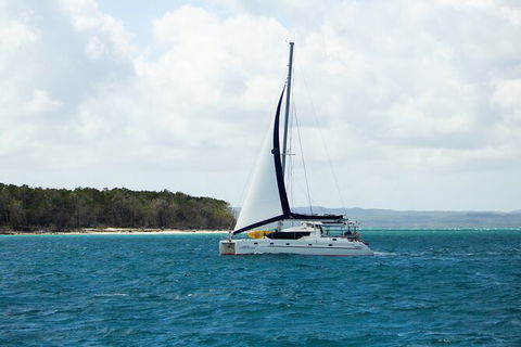 Bareboat Hire - Cattitude 7 Nights - VIC Tourism 3