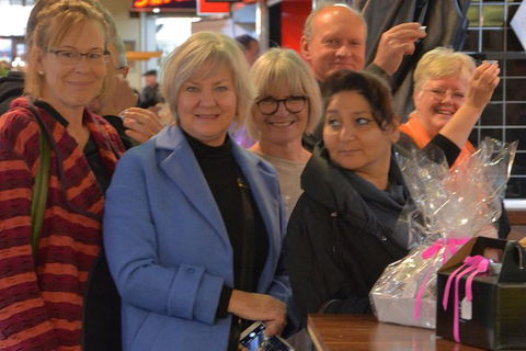 Adelaide Central Market Tour, Picnic, Bikes And City Sights - VIC Tourism 2