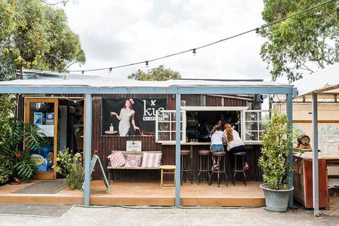 Heritage, Wine & Gin Tours - VIC Tourism 3