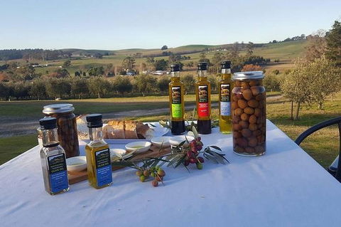 Cruise Ship Excursion: Gourmet Food & Wine - VIC Tourism 17
