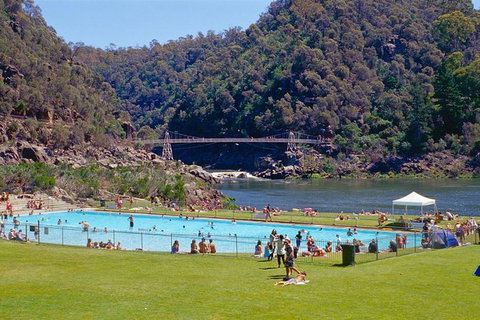Launceston Wine & Sightseeing Tours - VIC Tourism 1