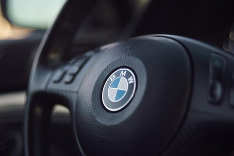 Departure Private Transfer Melbourne City To Melbourne Airport MEL Business Car - VIC Tourism 4