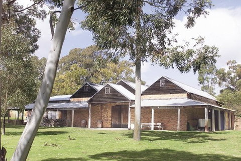 Wineries And Scenic Drive Full Day Tour - VIC Tourism 4