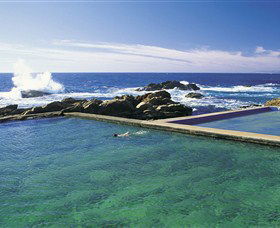 Blue Pool - VIC Tourism 0