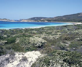 Mississippi Hill And Rossiter Bay - VIC Tourism 0
