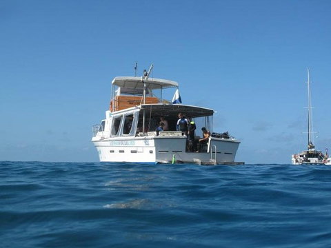 Mantaray Charters - VIC Tourism 3
