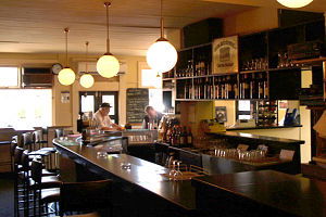 Percy's Bar And Bistro - VIC Tourism 0