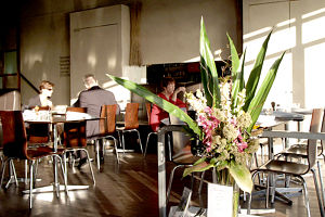 R Bar Restaurant Port Melbourne - VIC Tourism 0