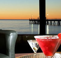 Horizons Cocktail Lounge - VIC Tourism