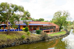 Anglers Tavern - VIC Tourism 0