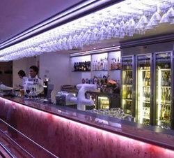 Helm Bar - VIC Tourism 1