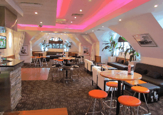 Mermaid Beach Tavern - VIC Tourism