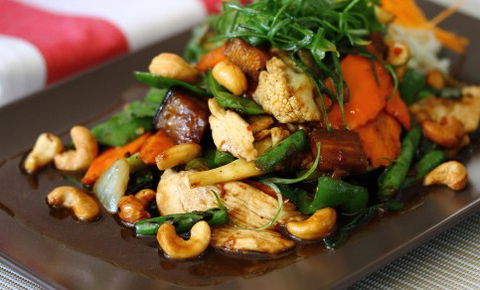 Visesniyom Thai Restaurant - VIC Tourism 1