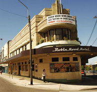 Robin Hood Hotel - VIC Tourism