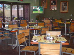 Hale Road Tavern - VIC Tourism 0