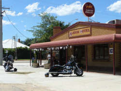 Albion Hotel Swifts Creek - VIC Tourism 0