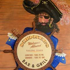 Schooners Bar & Grill - VIC Tourism 0