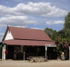 Daly Waters Historic Pub - VIC Tourism