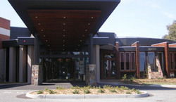 L'Unico Hotel - VIC Tourism 0